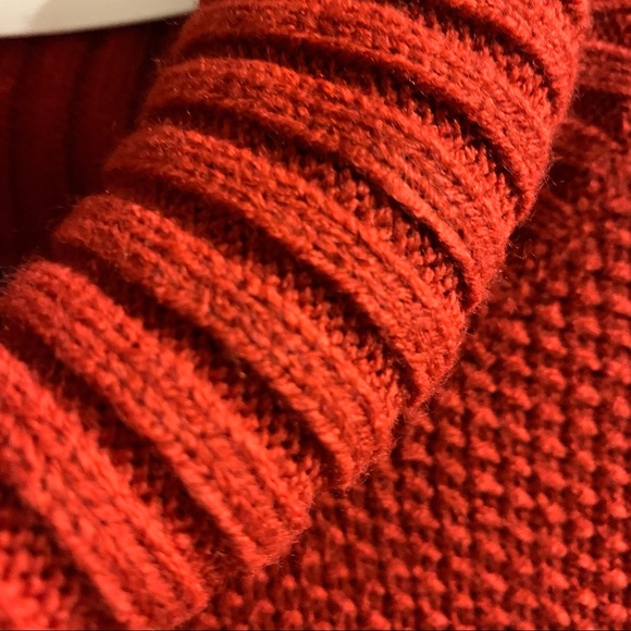 Rust Coloured Knit Sweater Size Medium by New York & Company - Picture 5 of 6
